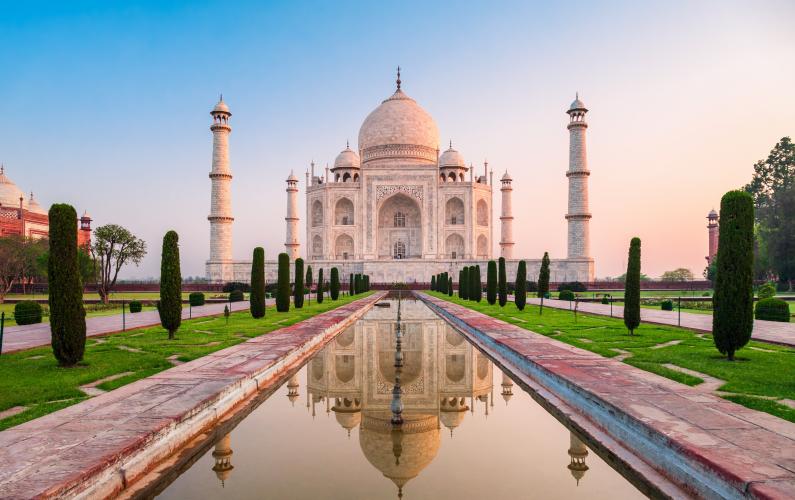 Spiritual Wonders and Wildlife of India and Nepal